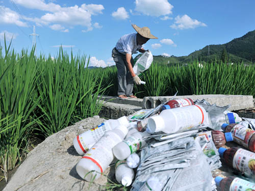 安徽農村開展有毒有害垃圾回收工作，成果喜人